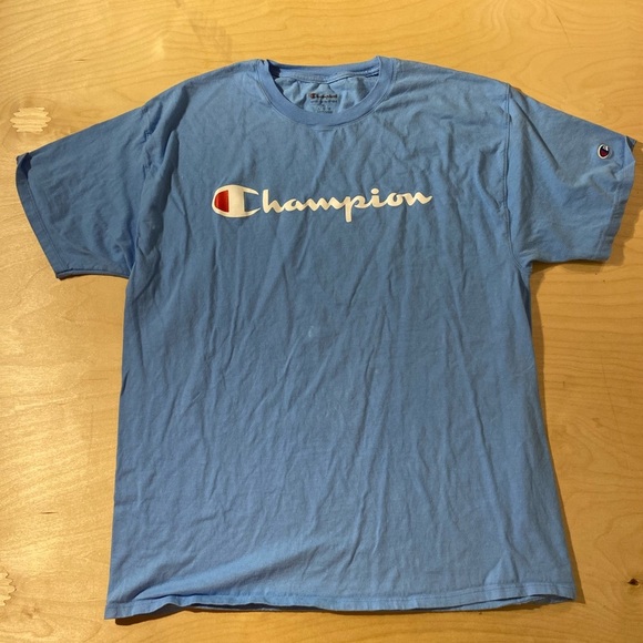 Champion Men's Light Blue Tee XL (OP) - Picture 5 of 9